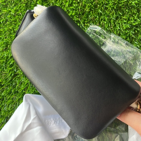 NWT Coach Pillow Tabby 18 Nappa Leather in black - Picture 5 of 12